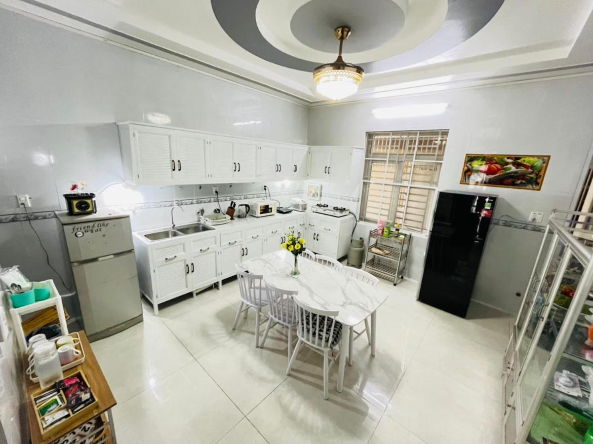 Nina Homestay P2 , P5 Long Xuyên Exterior foto